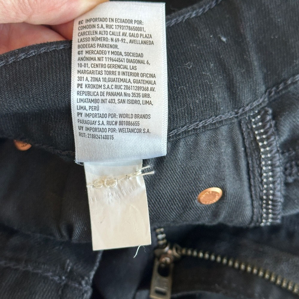 American Eagle AirFlex+ Black Distressed Denim Shorts Men’s Size 31 - Picture 15 of 17